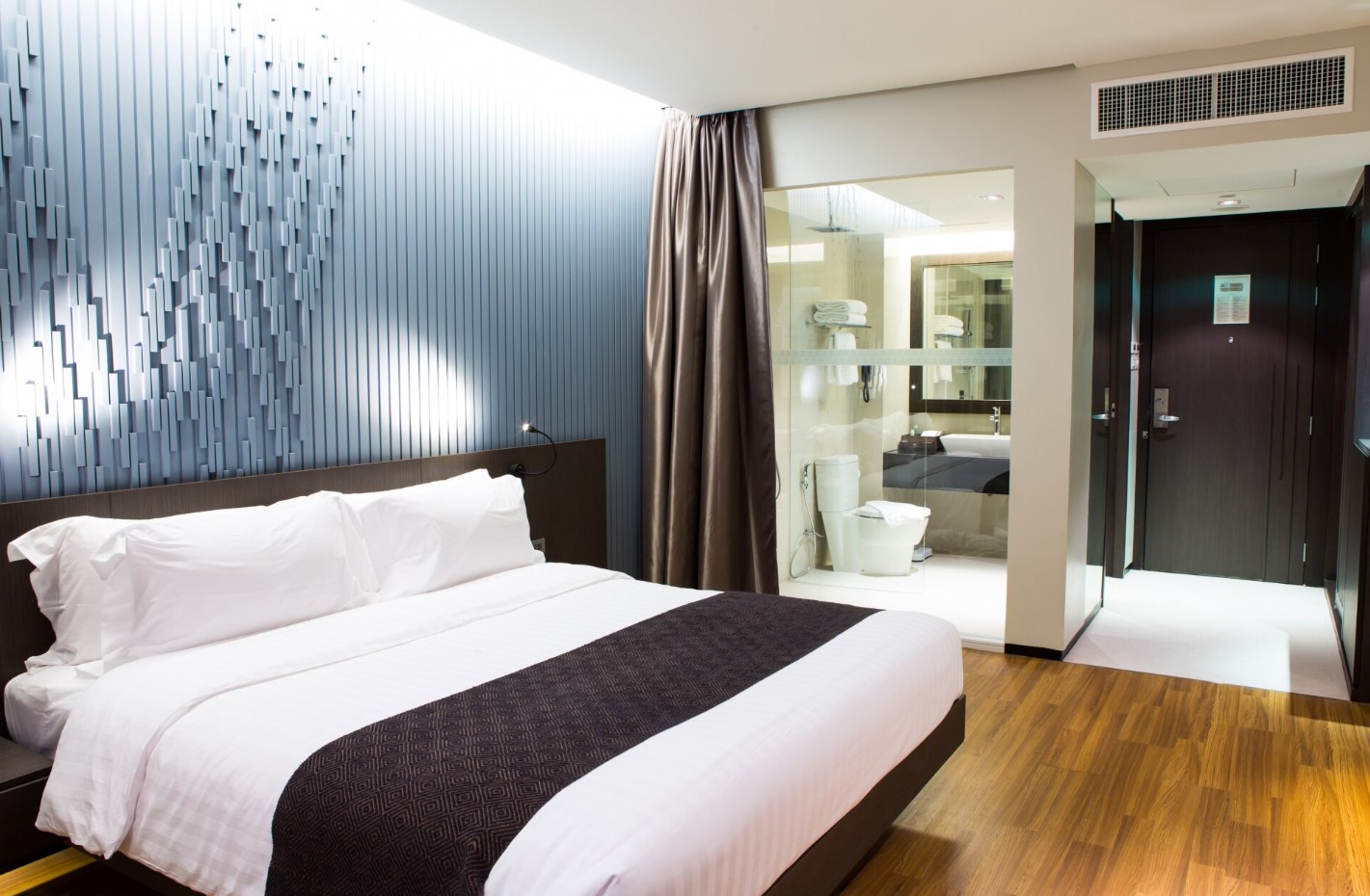 couture-hospitality-room